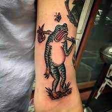 Homeless Frog From Today Thanks For Appointments Jorgetattooing Gmail Com Traditional Frog Tattoo Jorgeramireztattoo B Frog Tattoos Tattoos Skull Tattoo