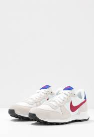 Nike Sportswear Nike Internationalist Damenschuh Trainers Summit White Noble Red Hyper Blue Black White Zalando De