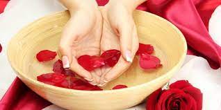 Dilansir brilio.net dari the health site, kamis (17/9), berikut tujuh manfaat kesehatan dan kecantikan bunga mawar. 6 Manfaat Bunga Mawar Untuk Kesehatan Kulit Cegah Jerawat Hingga Penuaan Dini Merdeka Com