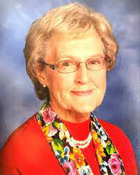 Phoebe Mckinley's Instagram, Twitter & Facebook