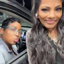 Eve And Her Best Friend Andrea Tell The True Story Behind Her Song "Love Is  Blind". Aired On The Queen Latifah Show (2000)