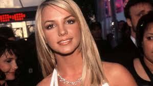 Many britney spears fans have criticized her sister in recent months amid the pop star's legal battle. Ruft Britney Spears Um Hilfe Fans Wollen Us Popstar Befreien