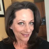 Lisa Gallant's Instagram, Twitter & Facebook