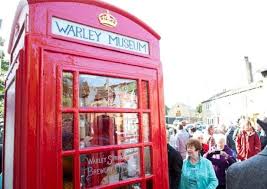 World S Smallest Museum Fits In A Phone Booth Museum Small World Phone Box