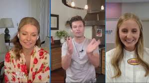 Seacrest Studios Brings Smiles to the Kids at Children's Health in Dallas,  TX