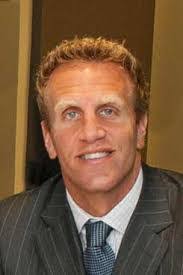 Marc Simon's Instagram, Twitter & Facebook