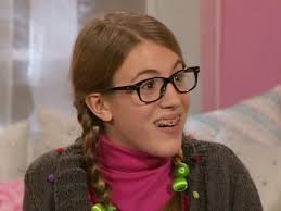 Laura y Brenda juntas al show de Tini Stoessel ✨️ el crossover que no  sabías necesitar 😅