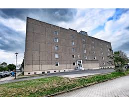 Auf ivd24 werden in torgau momentan 21 immobilien angeboten. Versuchter Mord In Torgau Mann In Seiner Wohnung Angezundet