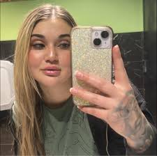 What happens when using apps to monitor POTS syndrome symptoms?