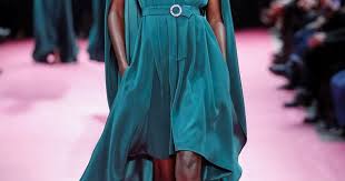 Pin Na Doske Alexis Mabille Ss 2019 Hc