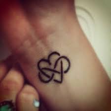Tan Bonita Amor Infinito Por Aida Tatuaje Infinito Tatuajes Mini Tatuajes