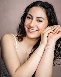 Hi! I'm new to this group. I recently joined because I'm a recent graduate  of acting at Northampton university and ready to join the world! So excited  to meet some new people