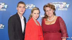 The black people had been forced to leave their homes, had to live in townships, a kind. Sarafina Wollny Bei Schwanger Frage Platzt Ihr Der Kragen