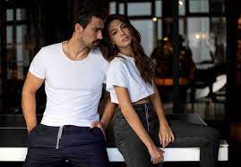 İbrahim çelikkol ikizleri ve karısı. Demet Ozdemir Ve Ibrahim Celikkol Un Yeni Dizisi Evim In Konusu Ne Diziler Com