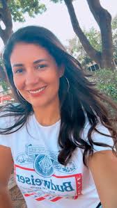 O seu lindo sorriso é capaz de deixar até o melhor dos poetas sem palavras  ❤️