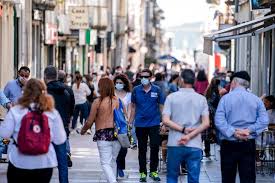 In portugal it is mandatory to wear face mask and to comply with physical distancing and respect breathing etiquette and hand hygiene. Covid 19 Duas Mortes E 435 Novos Casos De Infecao Em Portugal Tvi24