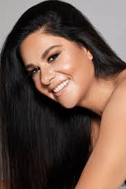 Sandra Fuchs's Instagram, Twitter & Facebook