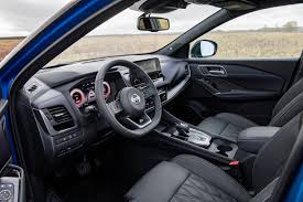 The nissan juke 2021 comes in a suv and hatchback and competes with similar models like the toyota corolla, volkswagen golf and mazda 3 in the under $40k category category. Elektrifiziert Und Kultiviert Weltpremiere Des Neuen Nissan Qashqai