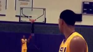 The philadelphia 76ers rookie and no. Video Lsu Star Ben Simmons Sinks Ridiculous 1 Handed Shot From Halfcourt The Spun