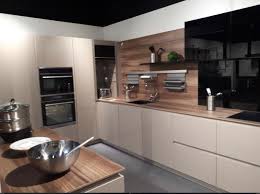 Pour votre cuisine, votre salon, votre chambre, ou tout simplement votre maison, darty sort son épingle du jeu en vous proposant les références en la matière. Darty Cuisine Literie Centre Commercial Carrefour Mont Saint Aignan
