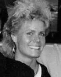 Michelle Stott's Instagram, Twitter & Facebook