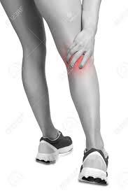 Jogger Mujer Con Dolor En Su Pierna Blanco Y Negro Aislado En El Punto Blanco Rojo Alrededor Del Area Dolorosa Fotos Retratos Imagenes Y Fotografia De Archivo Libres De Derecho Image 17450151