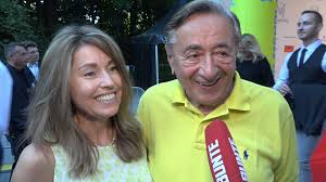 We did not find results for: Richard Lugner Holla So Schon Ist Seine Tochter Jacqueline Bunte De