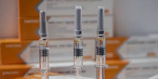 Selain itu, badan pengawas obat dan makanan (pom) telah mengeluarkan sertifikasi emergency use of authorization (eua) dan sertifikasi halal dari majelis ulama indonesia (mui) berdasarkan fatwa no. Muncul Efek Samping Brasil Hentikan Uji Coba Vaksin Covid 19 Sinovac China Merdeka Com