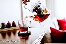 Teh herbal ini dipercaya memiliki efek yang dapat mengurangi kelelahan. 15 Teh Herba Dan Manfaat Kesihatan Mereka 2021