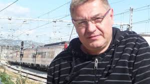 “Ajudaré tothom que pugui”