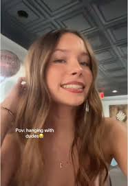 Hi Girl Hey Girl I See You