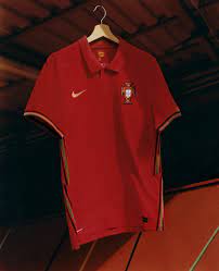 Guerreiro's deflected strike opens scoring before ronaldo double. Les Maillots Du Portugal De L Euro 2020 Devoiles Par Nike