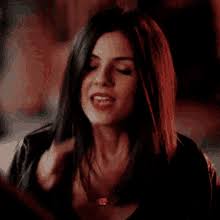 Vicky Justice-giffer