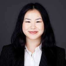 Sandra Liss's Instagram, Twitter & Facebook