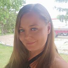 What are some good places to eat in Selkirk?