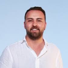 Frank Amado's Instagram, Twitter & Facebook