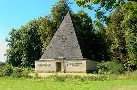 Der neue garten ist ein 102,5 hektar großes parkgelände, das im norden potsdams an den heiligen see und den jungfernsee grenzt. Quermania Brandenburg Potsdam Neuer Garten Marmorpalais Sehenswurdigkeiten Ausflugsziele Bilder Unesco Weltkulturerbe