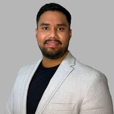 Luis Querales Sanchez