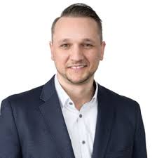 A visit to Oak Ridge National Labs (ORNL) brings back memories of my days  at GE Global Research (https://lnkd.in/gHh5WZ5K) when I used Titan, which  was the fastest supercomputer in 2012 with a