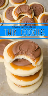 Twix Cookies Are A Soft Sugar Cookie Crust With A Creamy Caramel On Top Which Is Topped With Milk Chocolate T Easy Cookie Recipes Desserts Sugar Cookie Crust