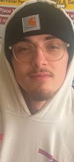 Pamela Welty's Instagram, Twitter & Facebook