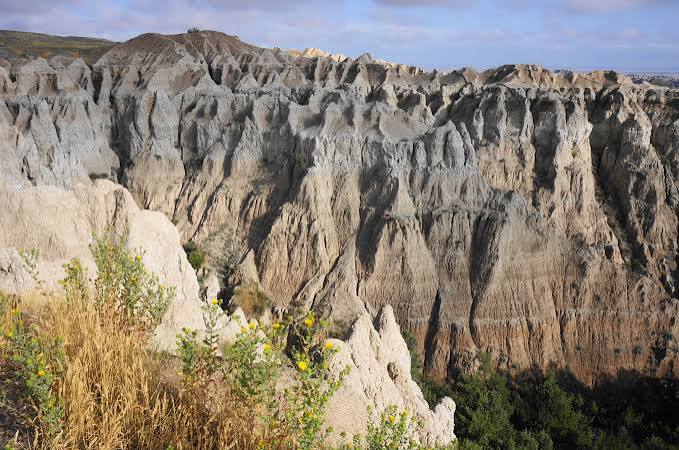 Badlands National Park Overlooks – Live and Let Hike