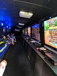 Our 4k ultra hd screens will make you feel a part of the game! Video Game Bus 306 Photos 64 Reviews Game Truck Rental Northridge Ca Phone Number