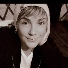 Photographer seeking summer sessions in Washington