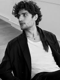 He is best known for his starring role in the dreamers, directed by bernardo bertolucci. Louis Garrel Fr Home Facebook