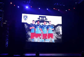 This worldwide overview shows all latest completed and confirmed transfers. Jdt Debuts 2016 Football Kits With Sleek Commercial Video