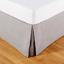 Encontrá las mejores ofertas 2020 en muebles de dormitorio: Cache Sommier 180x200 En Coton Gris Morphee Maisons Du Monde