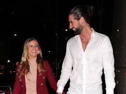 We did not find results for: The Bachelor S Alex Marks Forgives Alicia Oates For Branding Him A Grade A T T Mirror Online