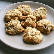 Biscuits A L Okara D Avoine Et Aux Olives Vertes Vegetalien Recette Idee Recette Avoine Alimentation