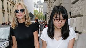 649,200 likes · 20,161 talking about this. Meg Ryan Promiflash De